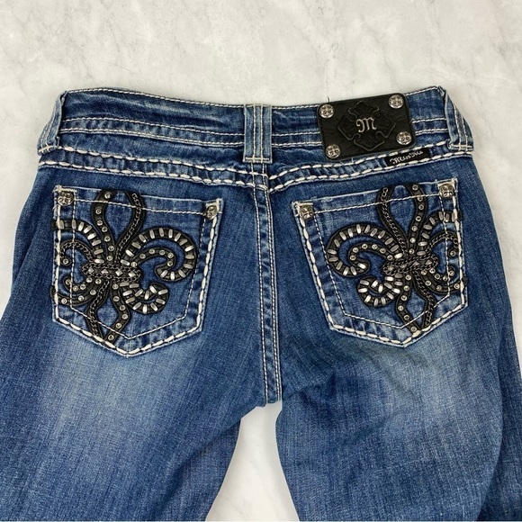 Miss Me Buckle: Goth‎ Emo Beaded Embellished Boot Cut Dark Wash Jeans Size 27 - Picture 6 of 6
